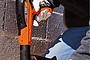 Крепление держателей и скоб к бетону многозарядным монтажным пистолетом P370